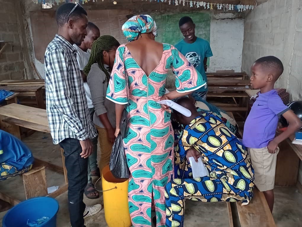 Formation en fabrication de savon liquide des jeunes de Porto-Novo
