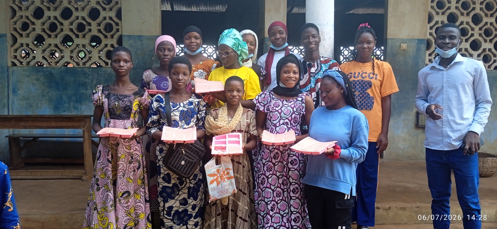 CerAgriE forme 15 jeunes filles à la fabrication du savon à Avrankou